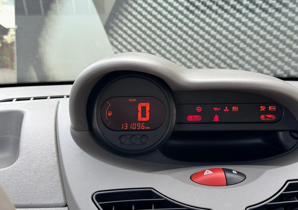 Renault Twingo cena 9900 przebieg: 131096, rok produkcji 2007 z Leżajsk małe 37